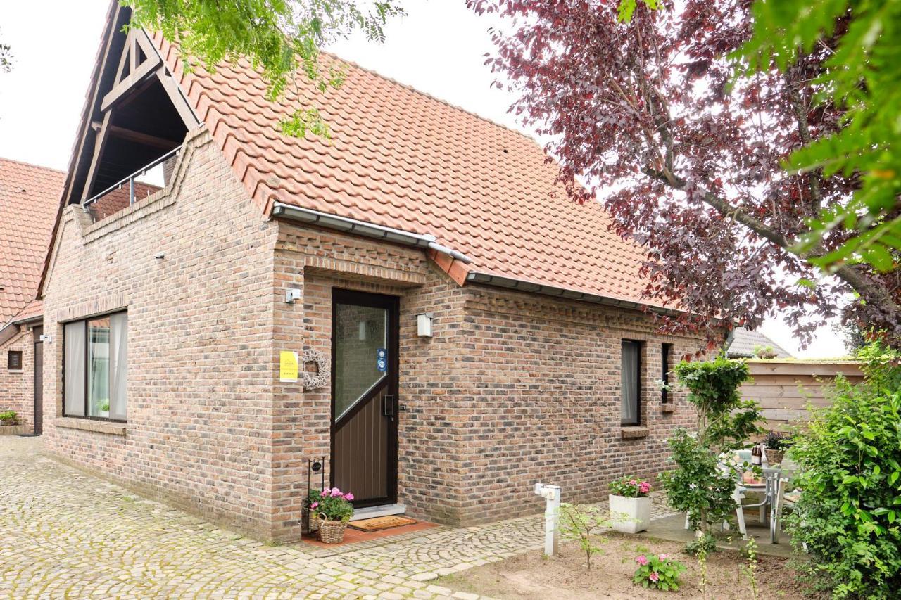 Pieters Huis Kinrooi Экстерьер фото